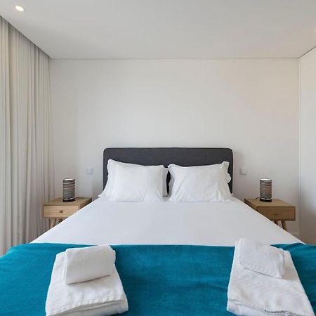 Lovelystay - Central Flat W/ Ac & Balcony Porto Exterior photo