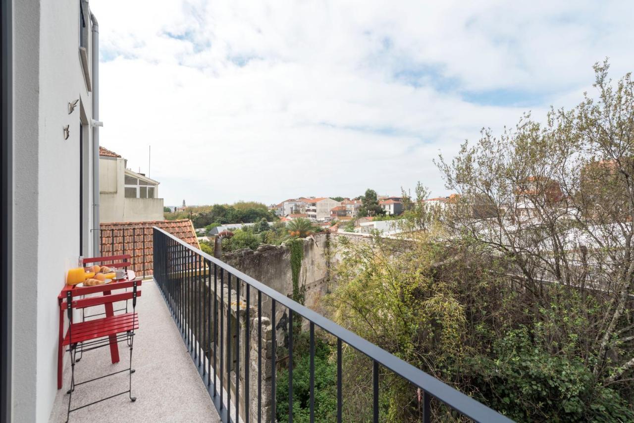 Lovelystay - Central Flat W/ Ac & Balcony Porto Exterior photo